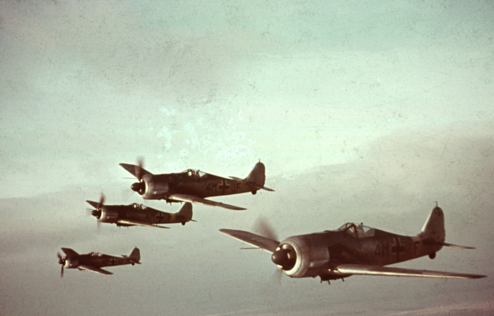 World War II squadron of FW 190s. (Photo Credits: Sobotta / ullstein bild / Getty Images / Resized and details on tail removed in Canva)