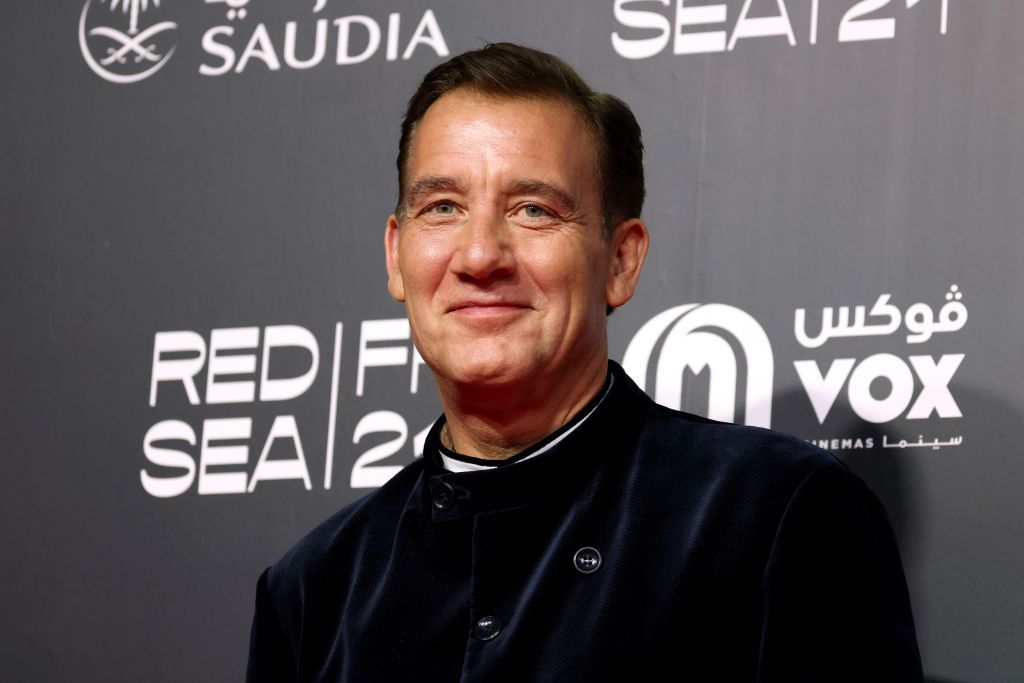 net worth clive_owen