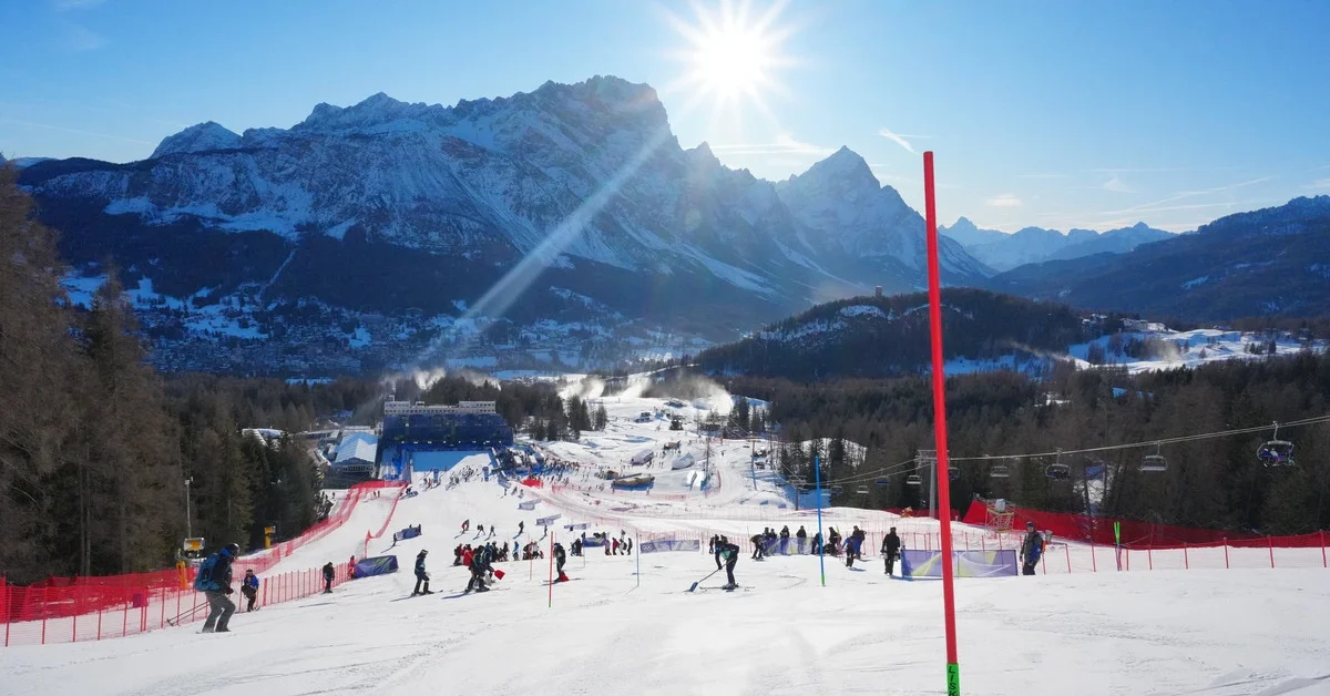 Olympia, Olympic Winter Games Milan Cortina 2026, alpine skiing, slalom, women, heat 1, Tofane Alpine Skiing Center, view of the finish slope. 