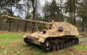 Nashorn parked in a clearing in the woods
