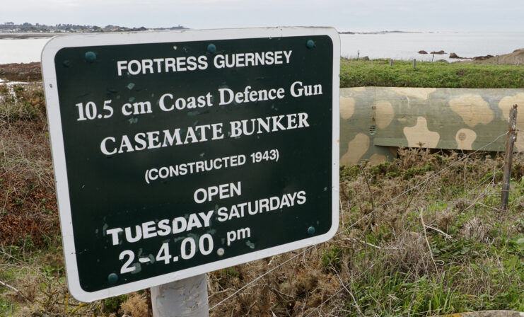 Sign outside of the casemate bunker at Fort Hommet, Guernsey